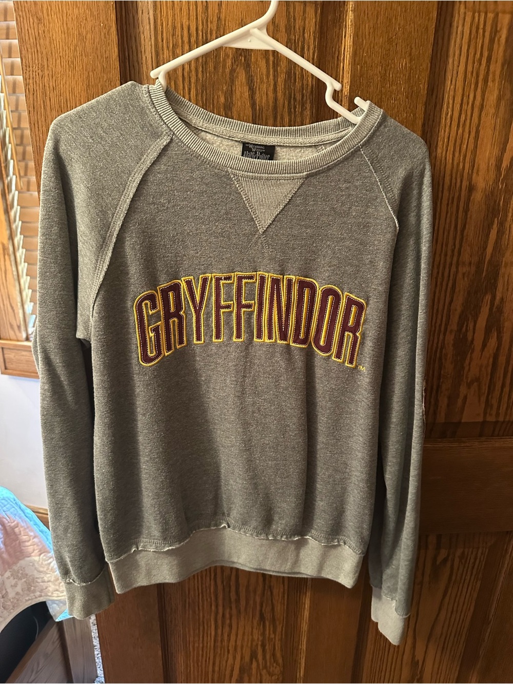 Gryffindor Graphic Crewneck Sweatshirt - Gray